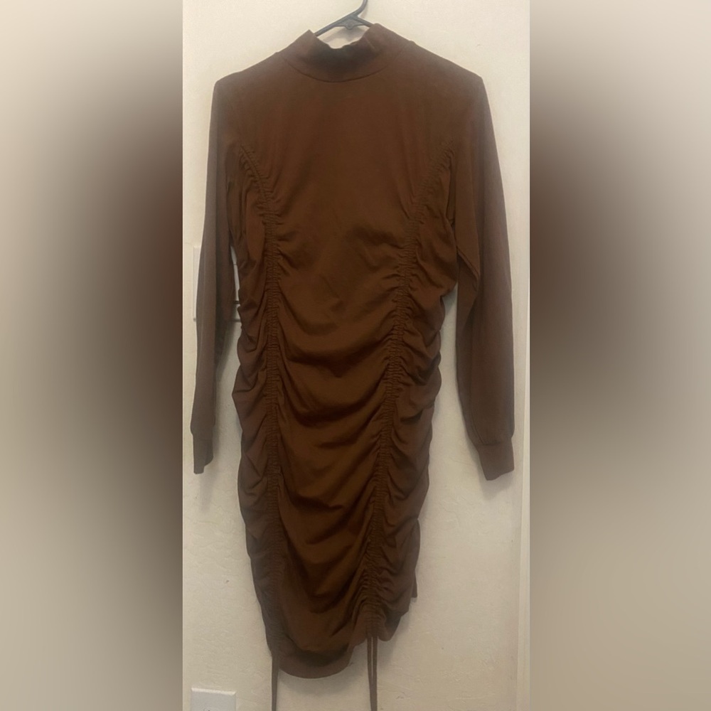 ‼️Brown mock neck dress‼️ - Picture 2 of 7